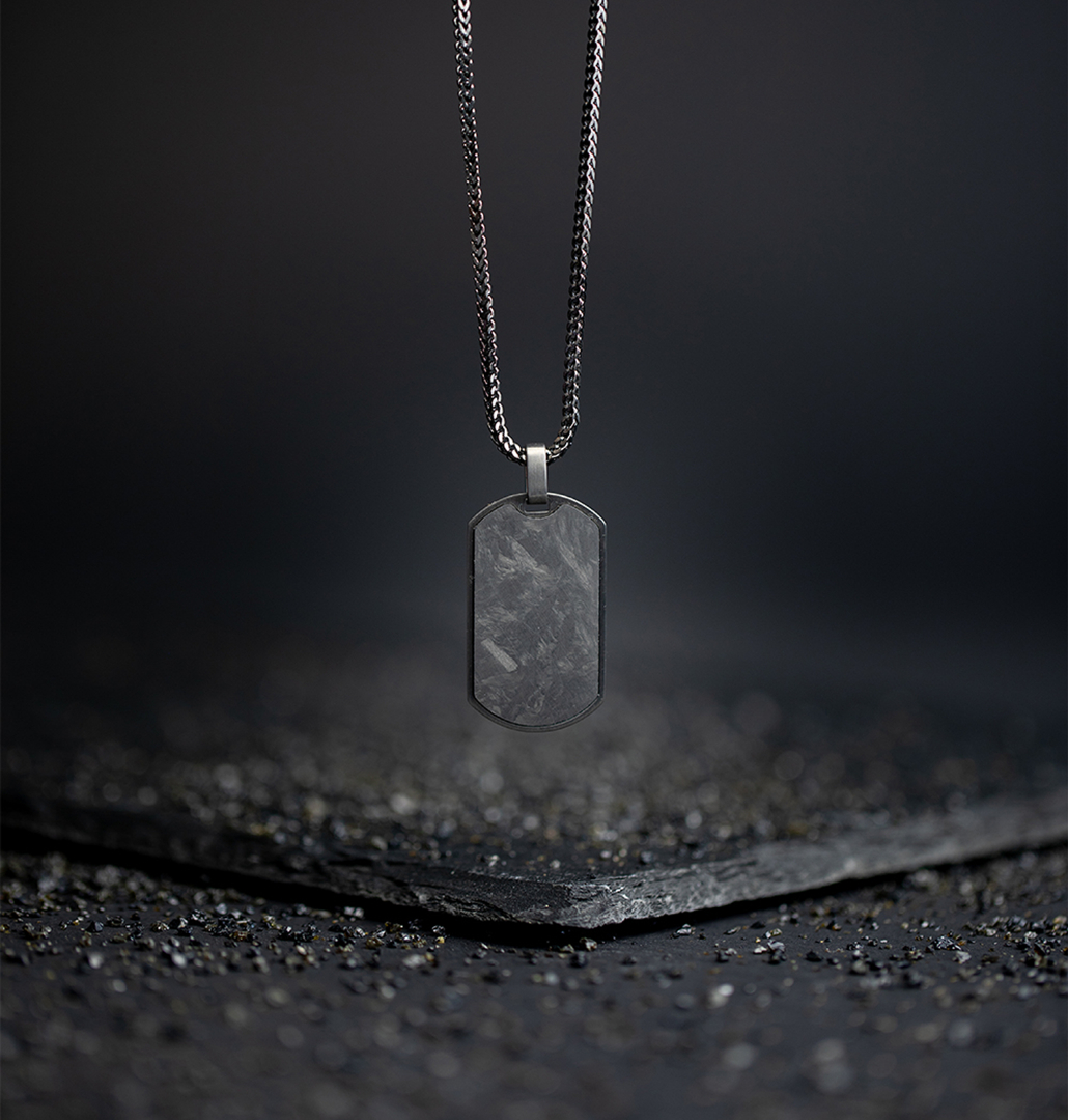 lanț cu pandantiv din Inox și element din Carbon  3