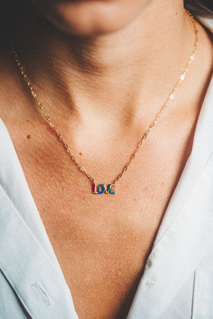 lanț din aur galben de 14K și pandantiv cu Email colorat  2