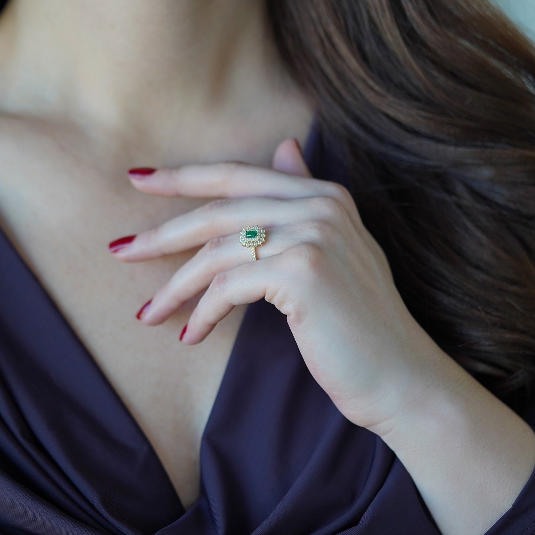 inel din aur galben de 14K  2