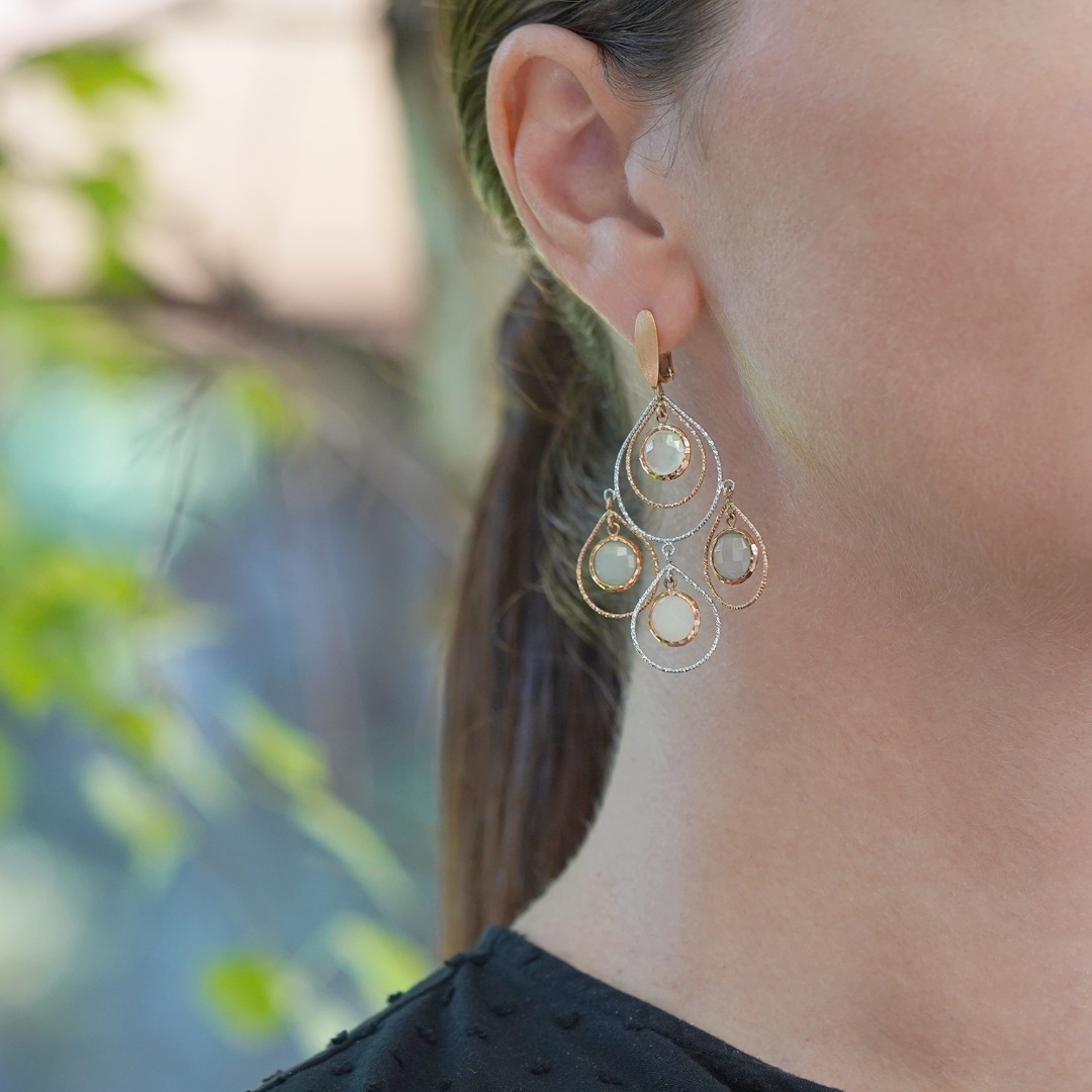 cercei din aur roz de 18K cu elemente din aur alb  2