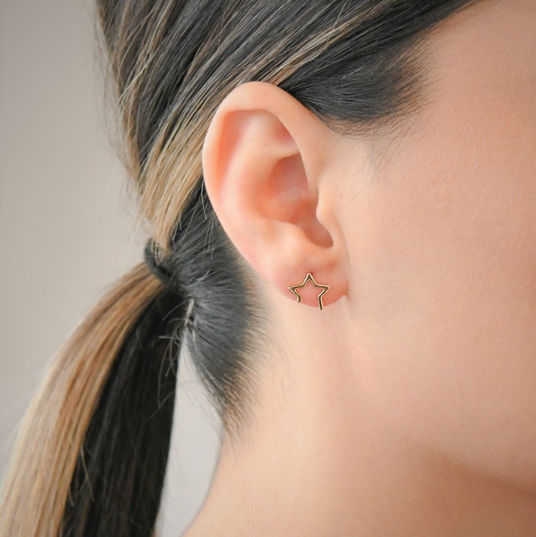 cercel din aur galben de 14K cu elemente în formă de stea  4