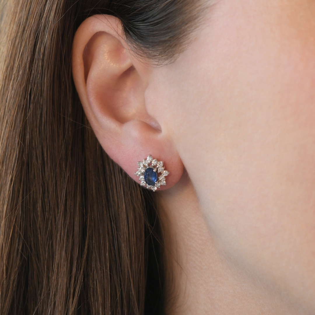 cercei din aur alb de 18K cu Safire și Diamante naturale  2