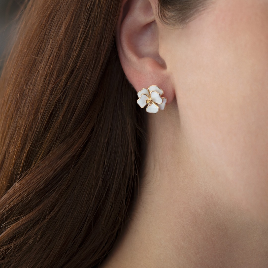 cercei din aur galben de 18K cu Email alb și Diamante naturale  2