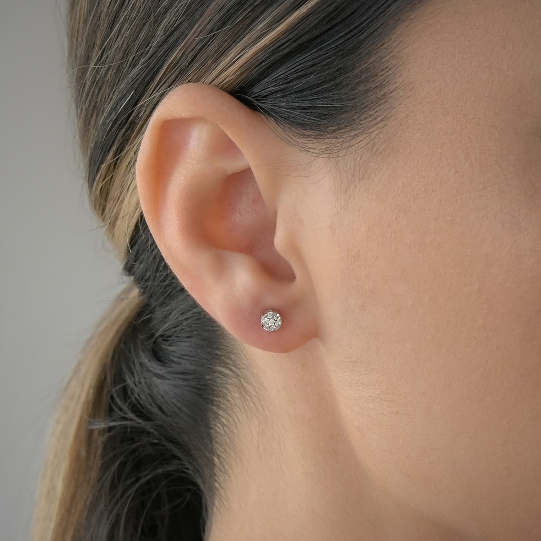 cercei din aur alb de 18K cu Diamante Round Brilliant  2