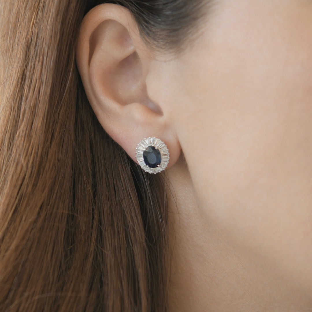 cercei din aur alb de 18K, cu Diamante și Safire albastre  2