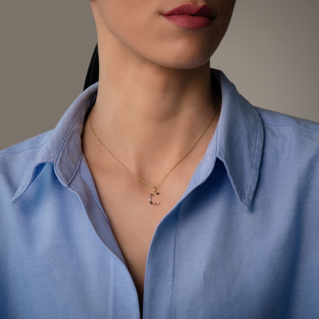 Pandantiv litera C din aur galben de 14K