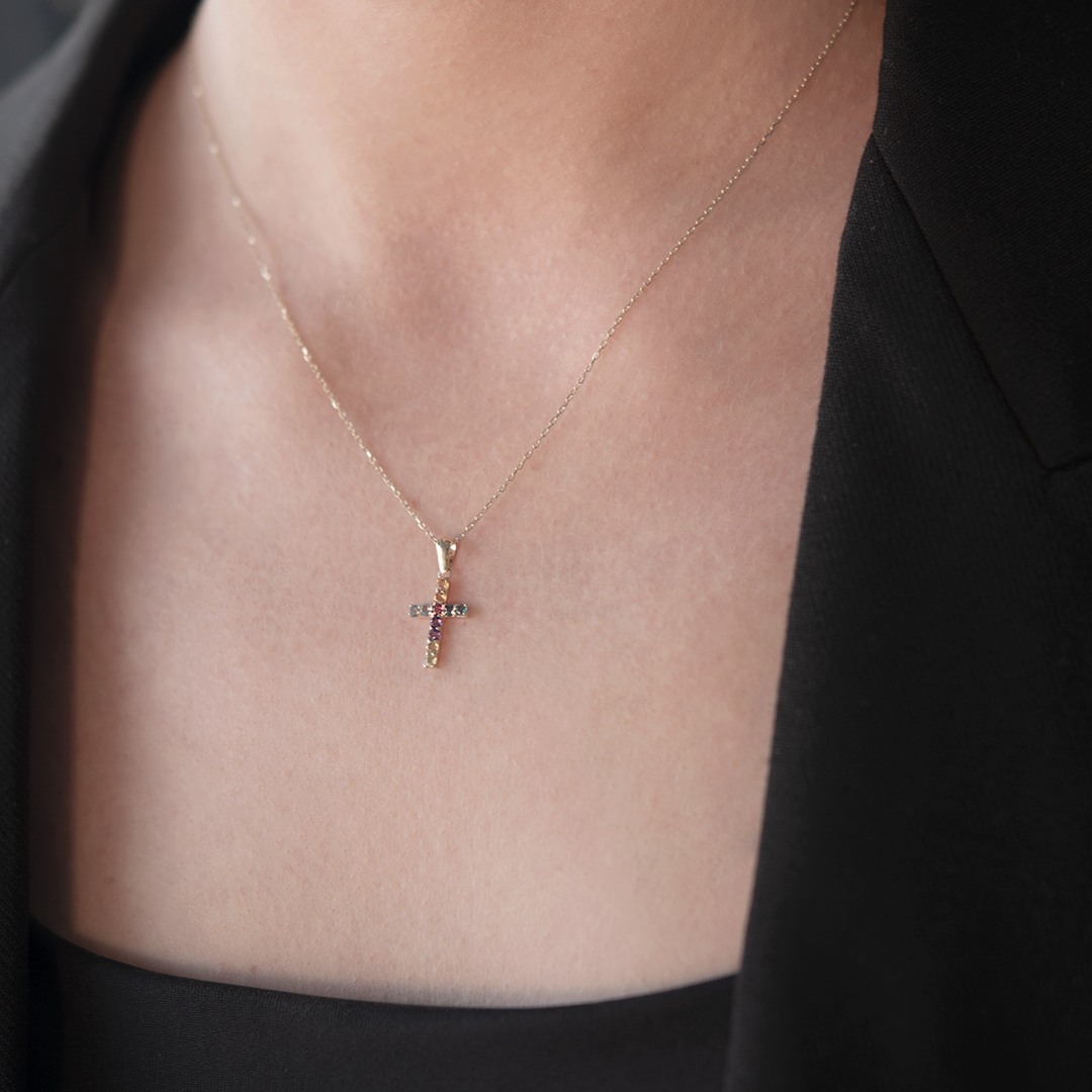 lanț cu pandantiv cruce din aur galben de 14K cu Topaze colorate  2