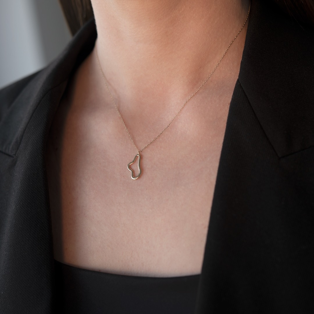 Lanț cu pandantiv asimetric din aur galben de 14K