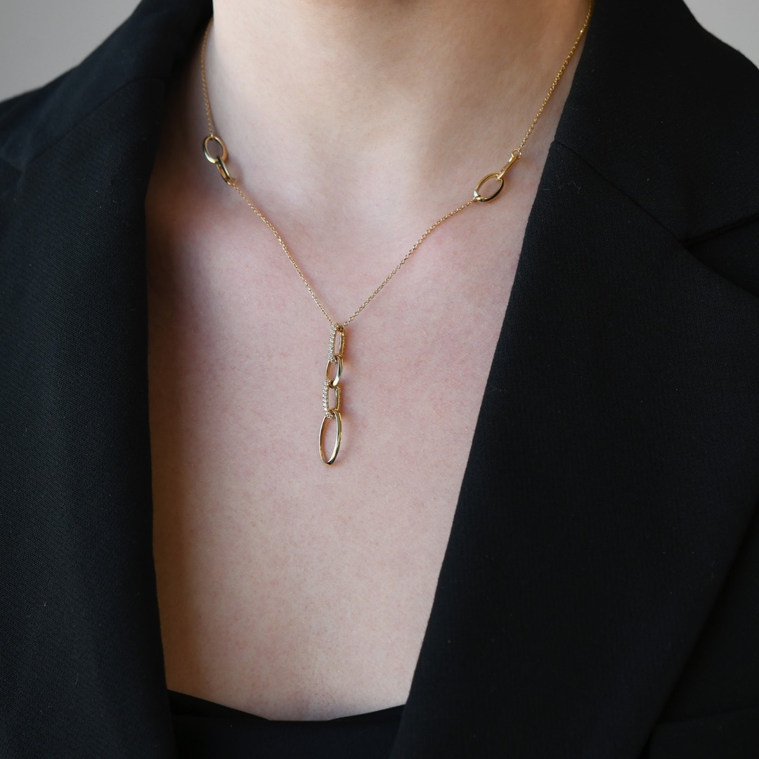 lanț cu pandantiv din aur galben de 14K  2