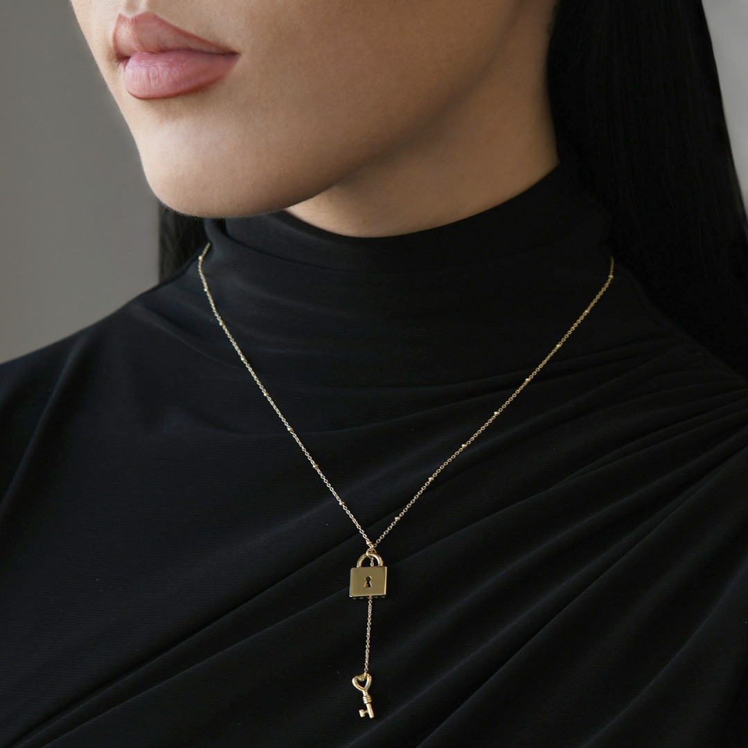 lanț cu pandantiv din aur galben de 14K  2