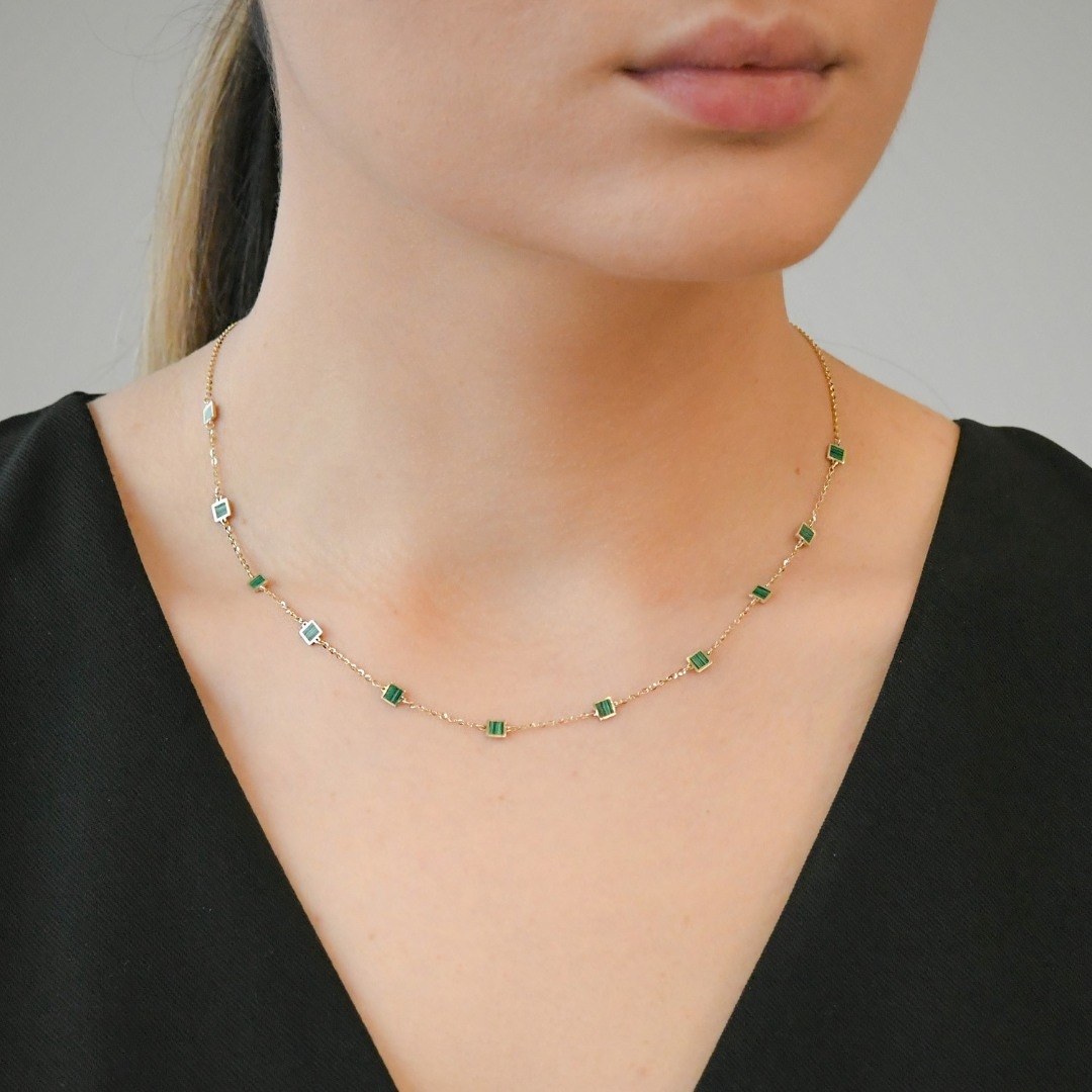 colier din aur galben de 14K cu Malachit  2