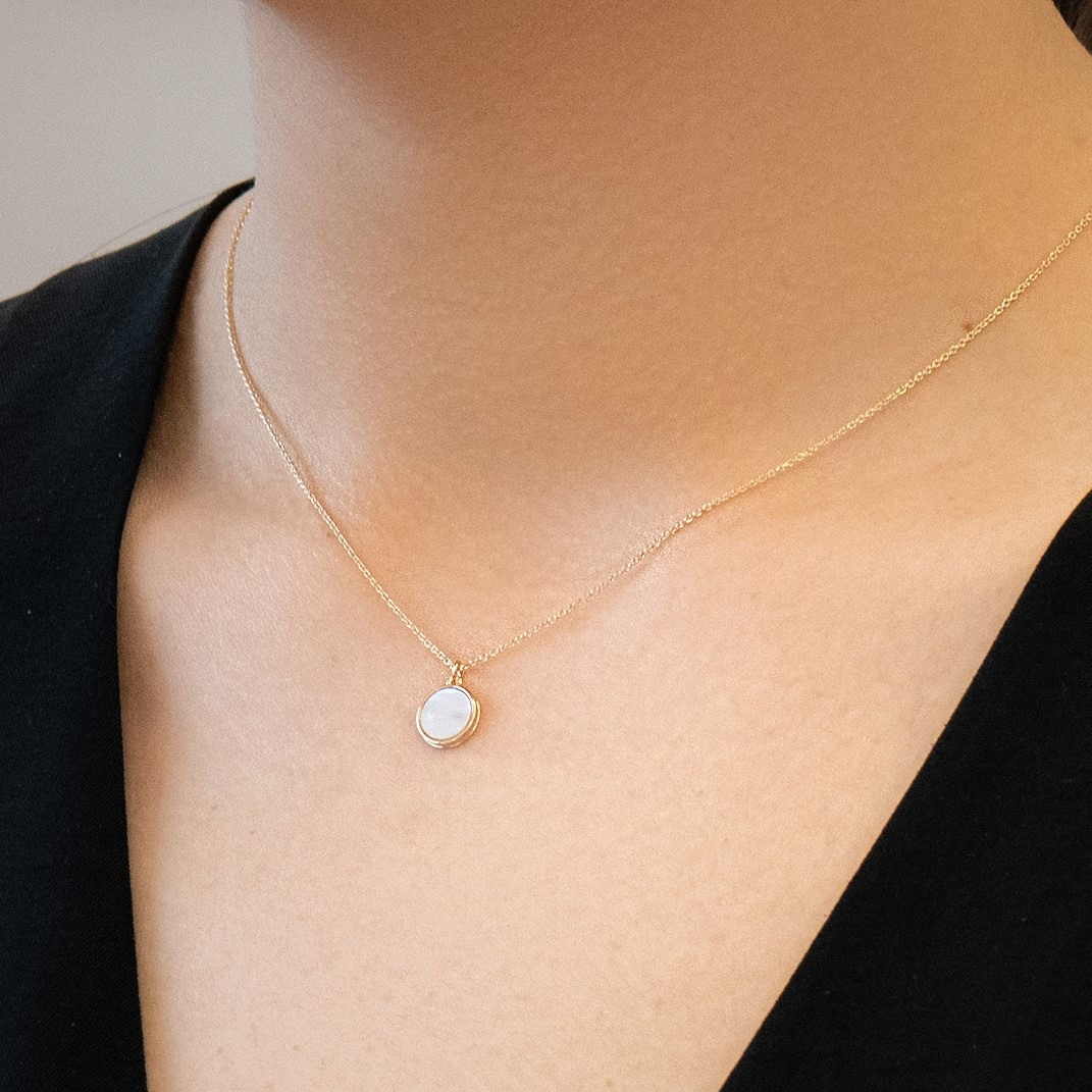 lanț din aur galben de 14K și pandantiv cu Sidef  3