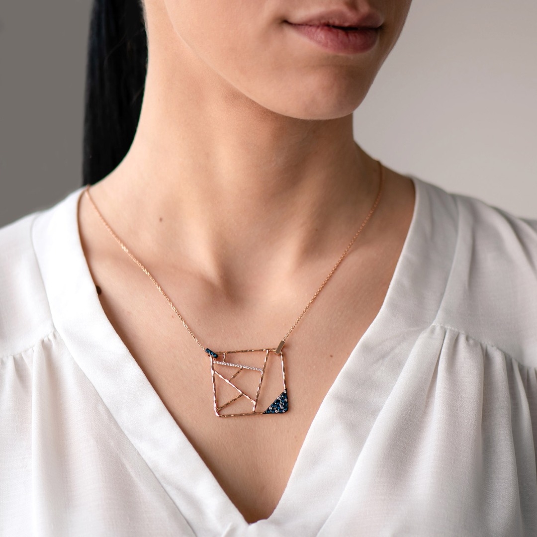 colier din aur roz de 14K  2