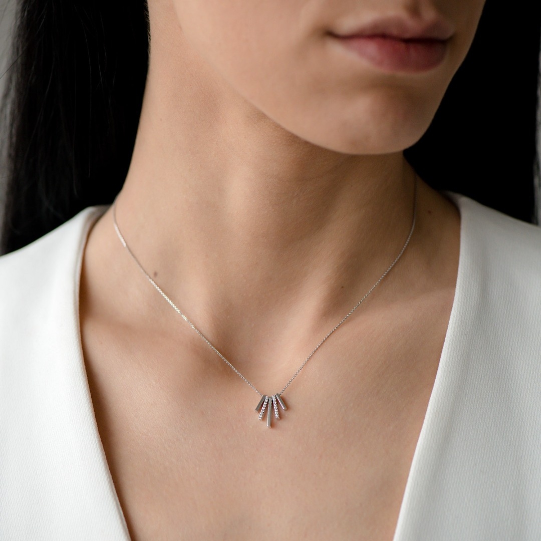 lanț din aur alb de 14K cu pandantive  2