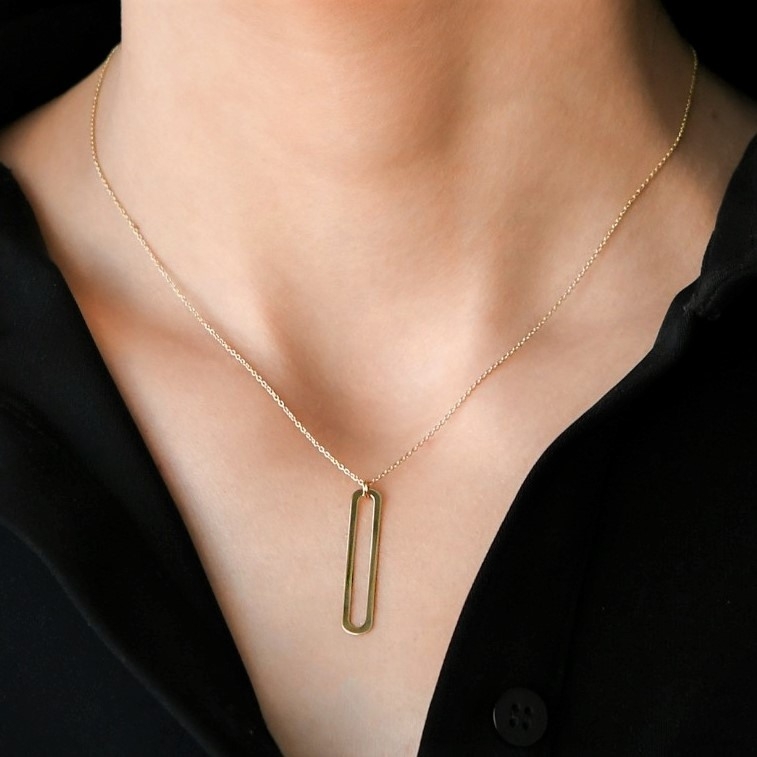 lanț cu pandantiv din aur galben de 14K  2