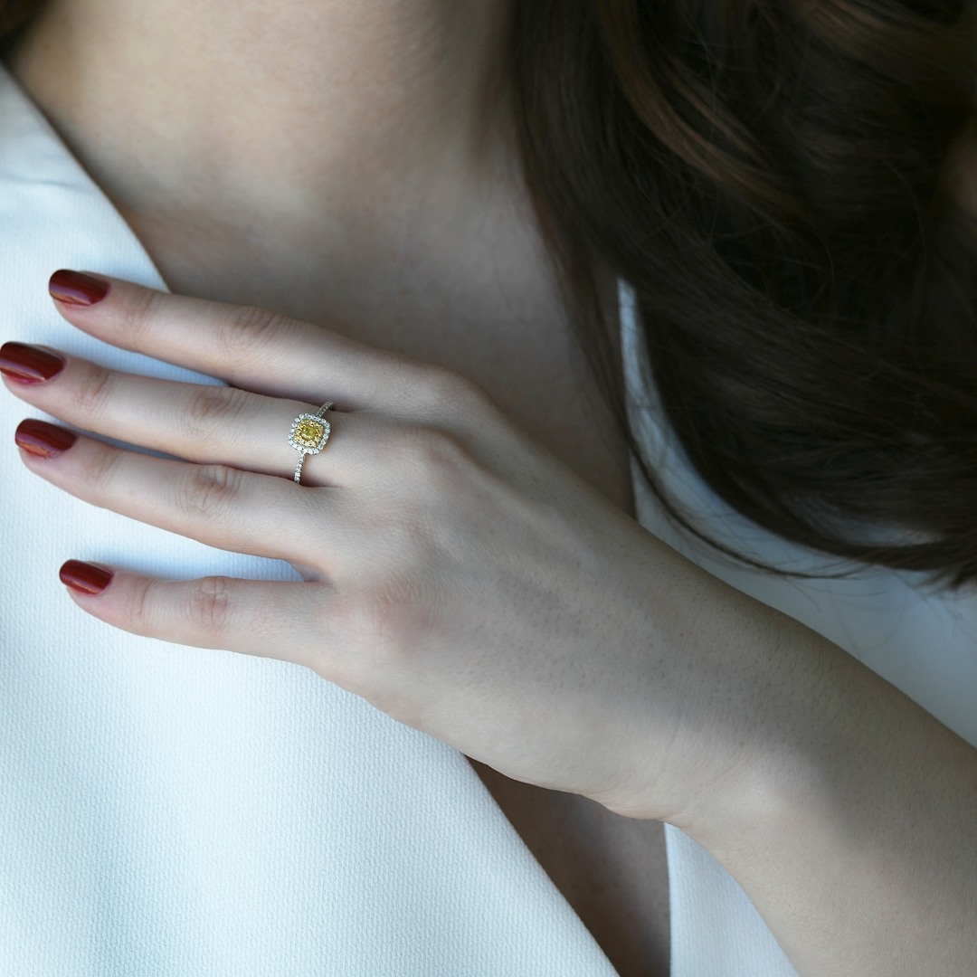 inel din aur alb de 18K cu Diamante naturale  2