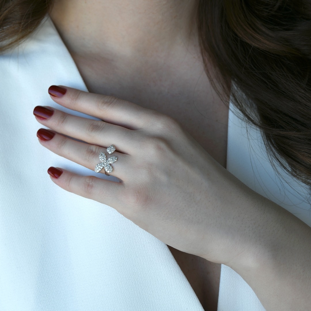 inel din aur alb de 18K cu Diamante naturale  2