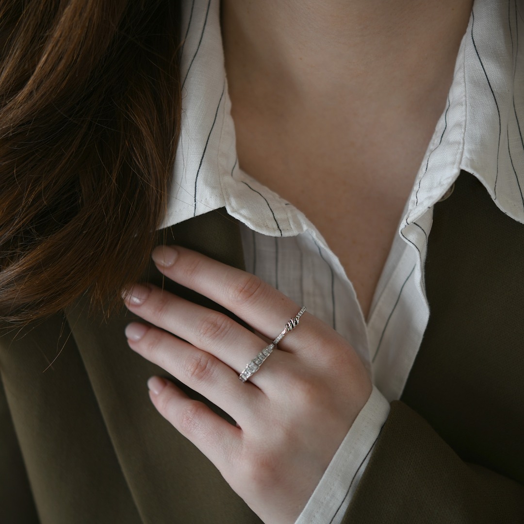 inel din aur alb de 18K cu Diamante naturale  2