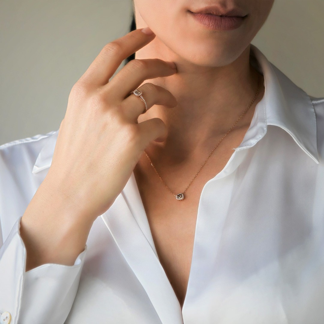 inel din aur roz de 18K cu Diamant maro de 0.23ct.  2