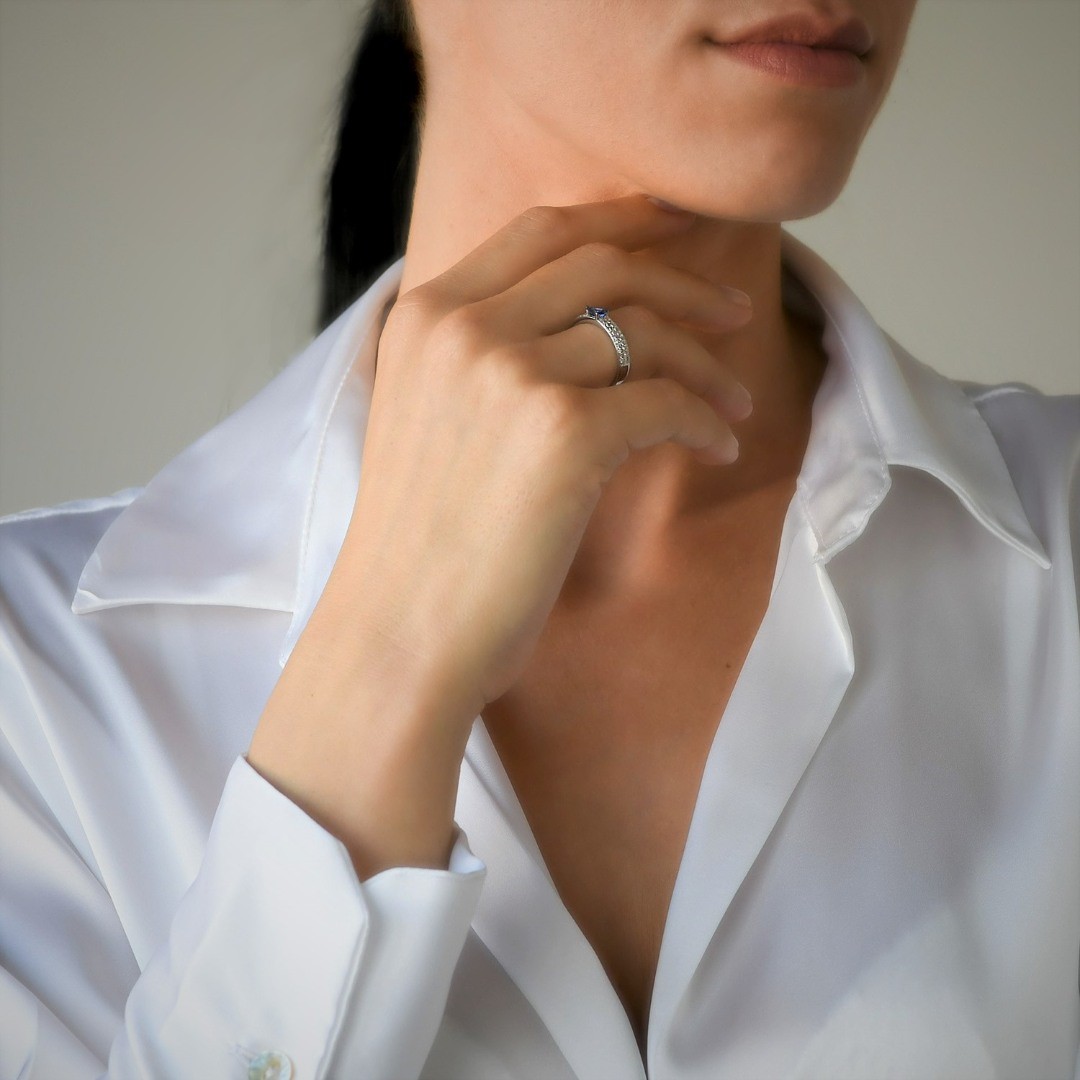 inel din aur alb de 14K cu Safir si Diamante naturale  2