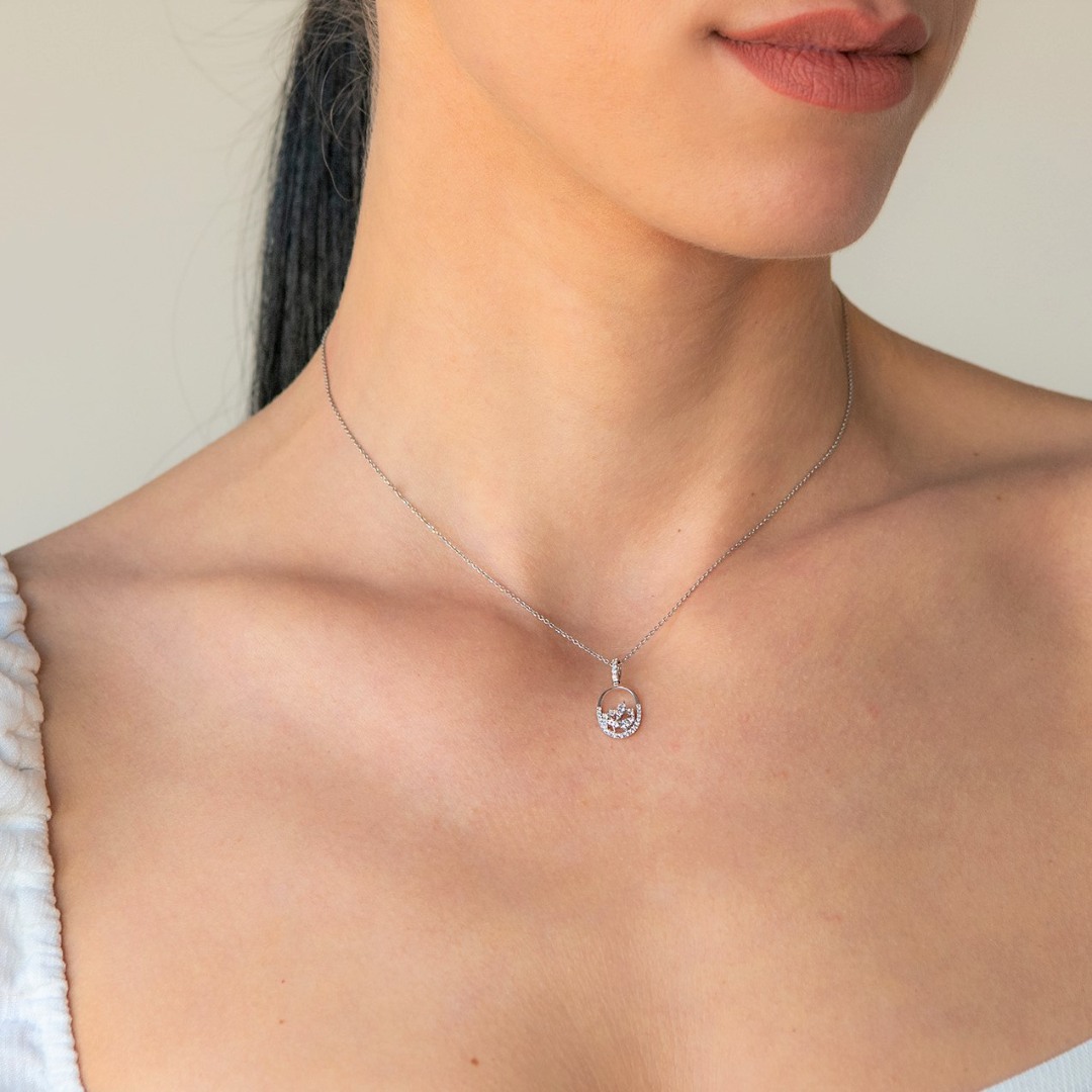 pandantiv din aur alb de 18K cu Diamante naturale  2