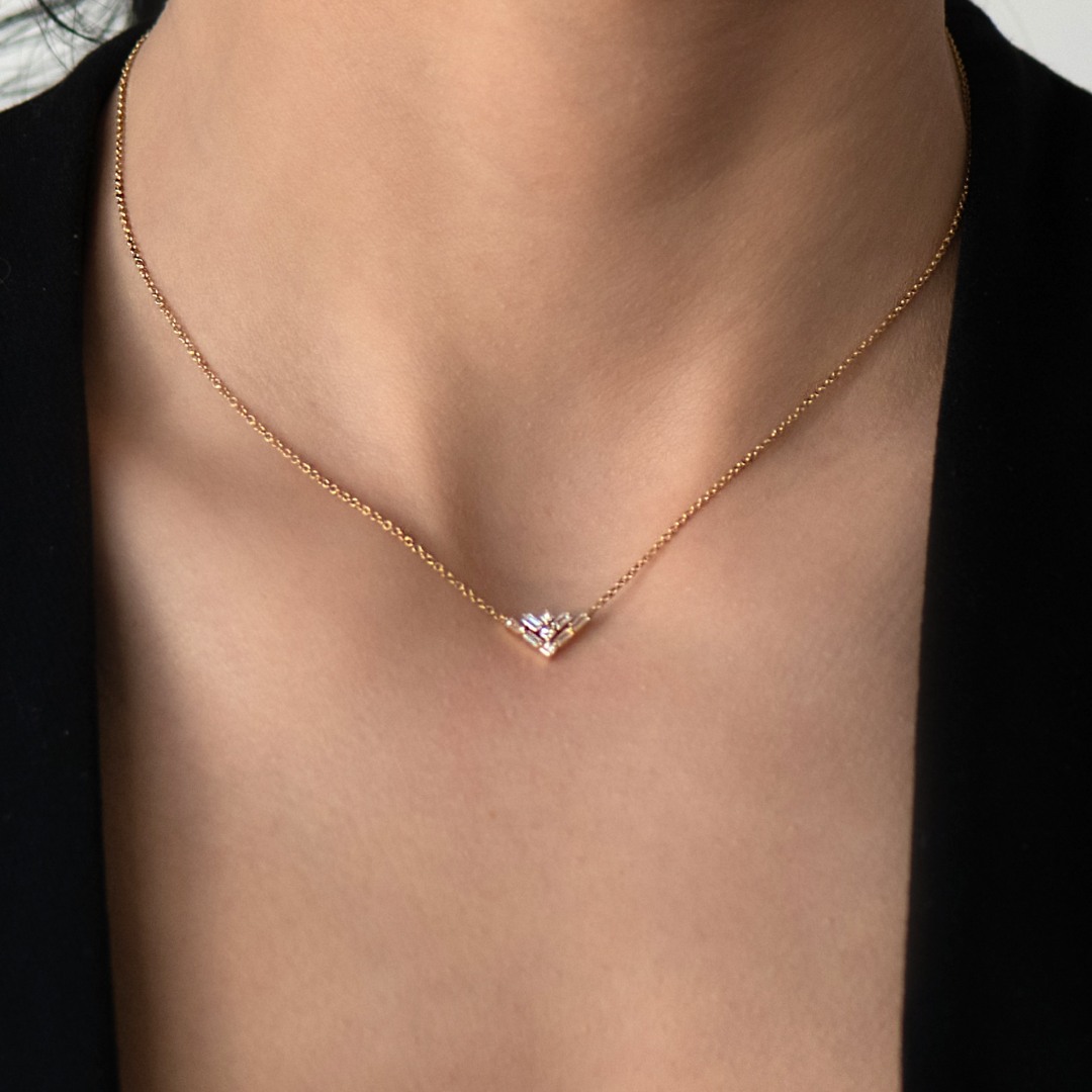 colier din aur galben de 18K încrustat cu Diamante  2
