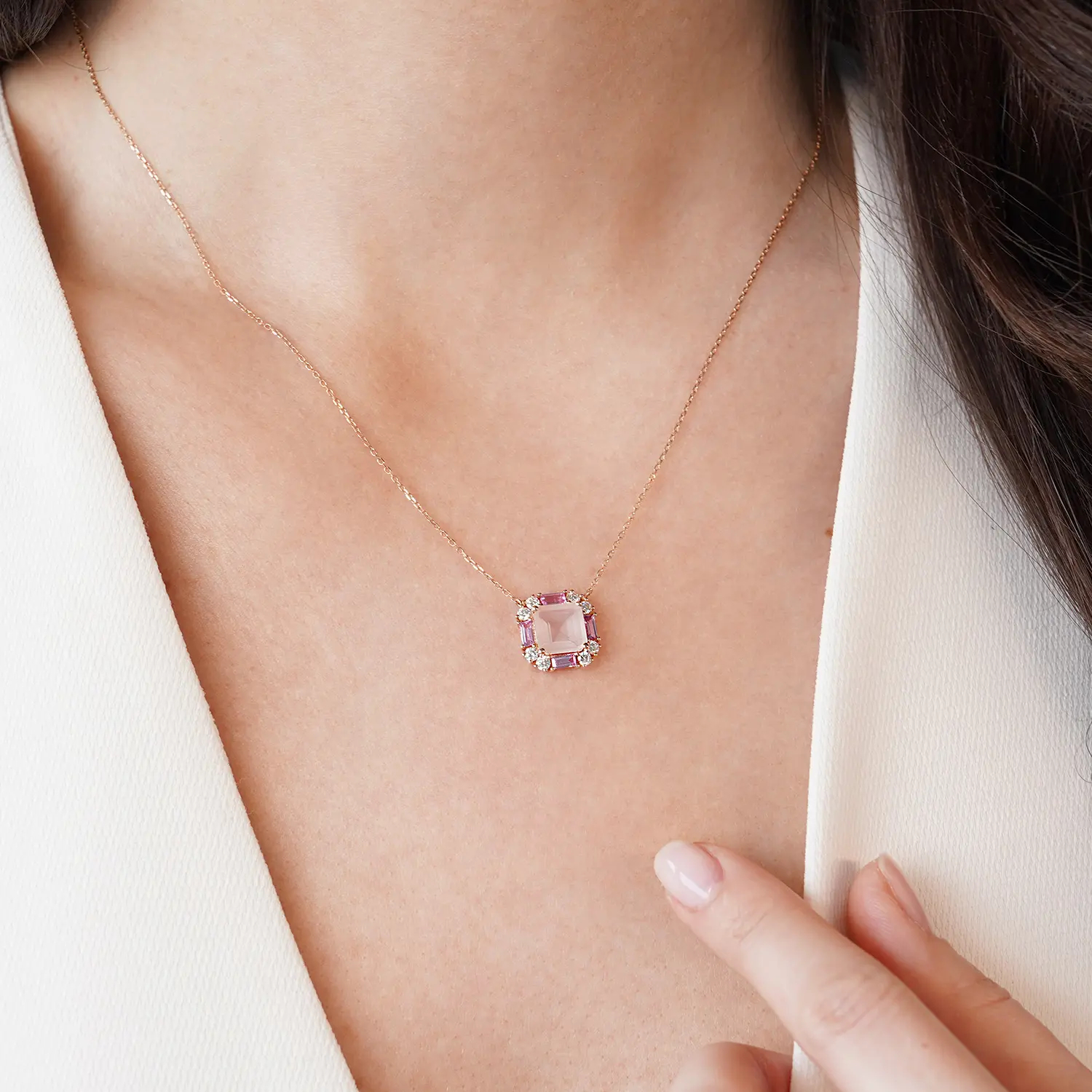 Colier din aur roz de 18K cu Safire, Quartz și Diamante naturale
