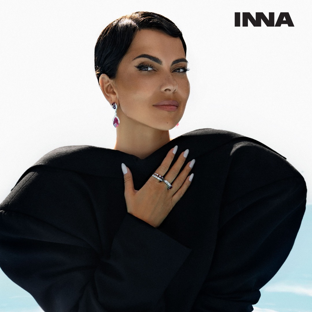 cercei din aur alb de 18K cu Rubine și Diamante naturale  2