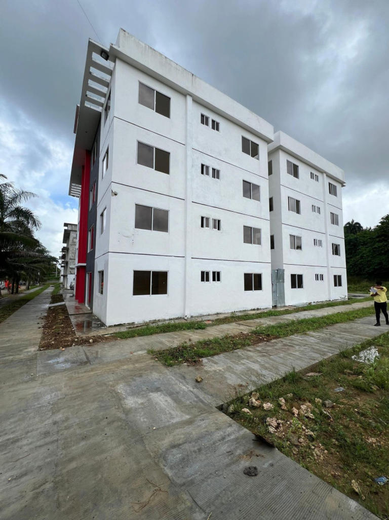Apartamento en venta 2do Nivel en Santo Domingo Oeste