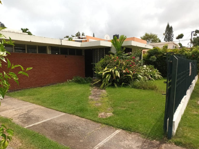 Casa en Venta de 720 mtr en Julieta Morales