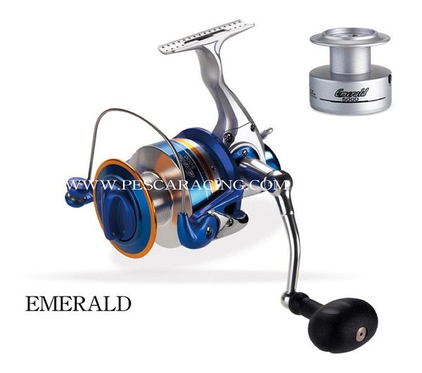 Carrete Akami EMERALD
