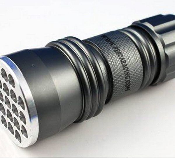 Linterna Aluminio 21 Led - Luz UV