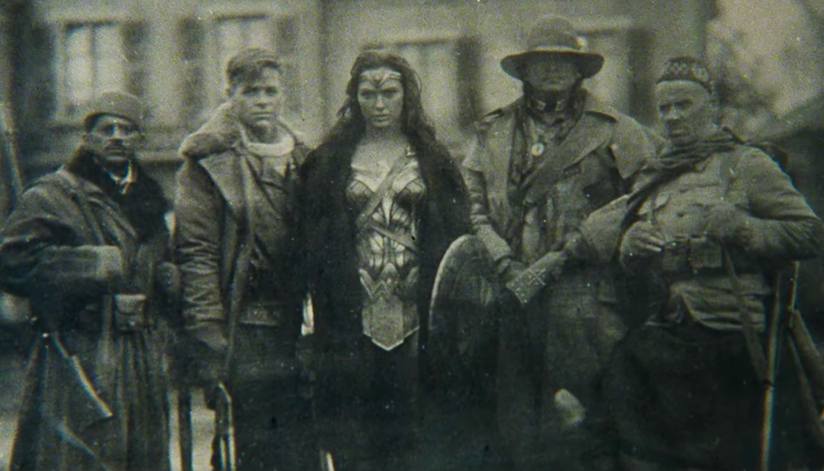 Daguerreotype picture of Wonder Woman with her WWI team