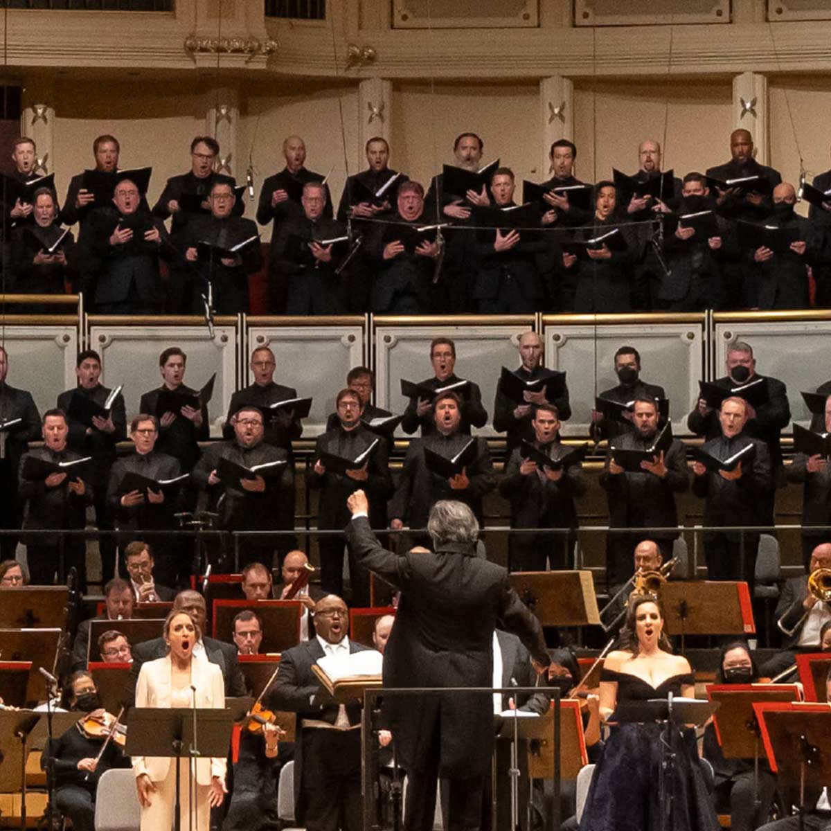 Muti Conducts Verdi Requiem