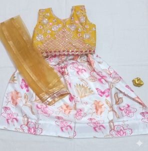 Handcrafted Festive Lehenga Choli Set
