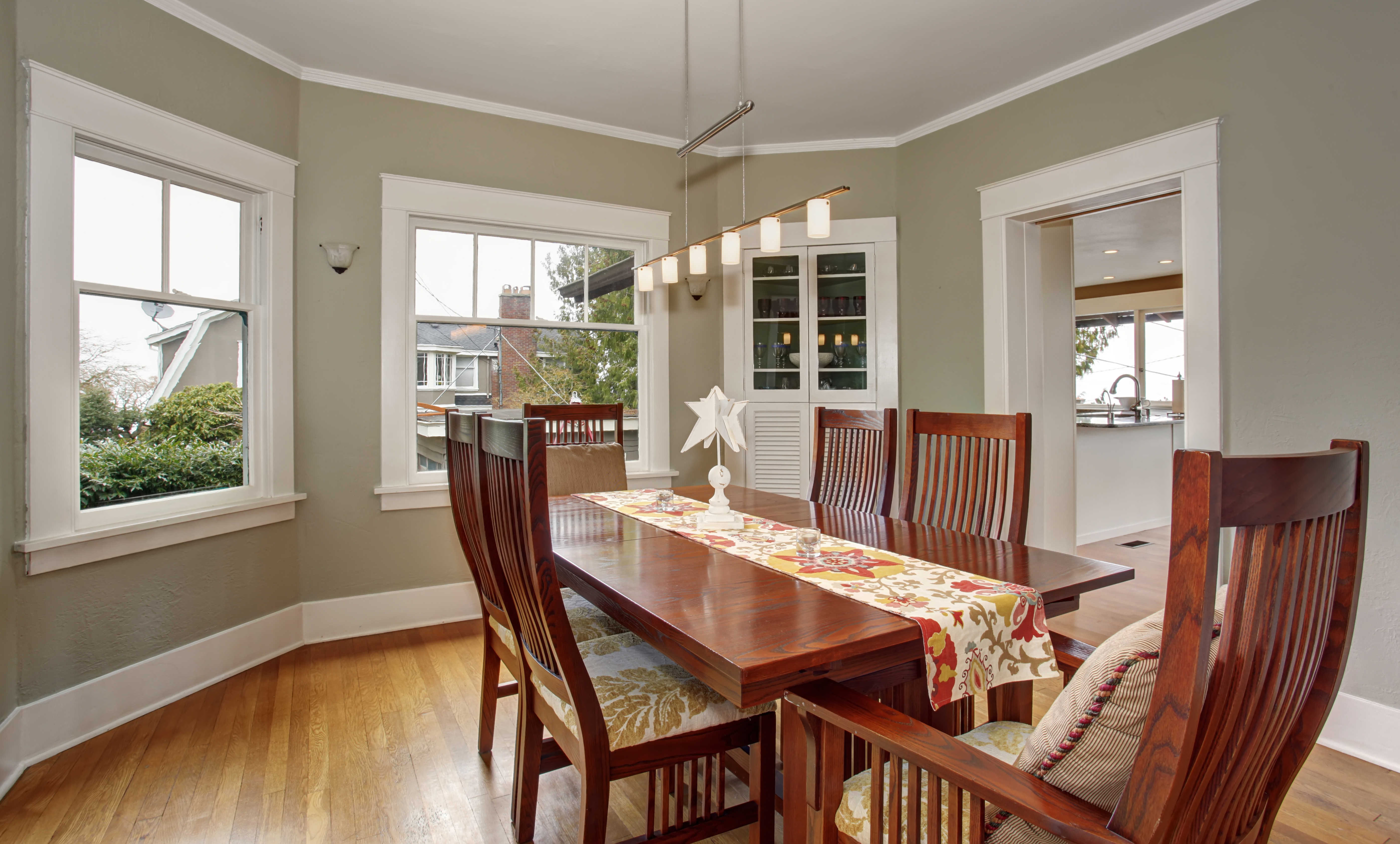 Hardwood flooring in a dining room