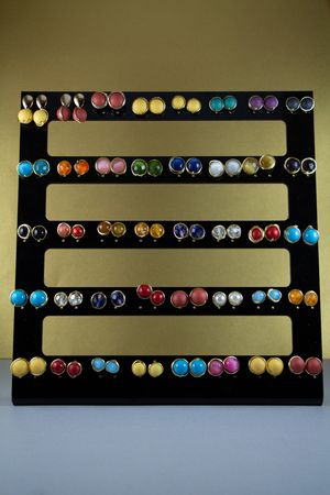 product AINUPMCNM0