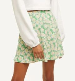 Ofertas de Falda con Estampado de Margaritas Verde - Seven Seven