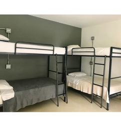 Ofertas de Black Sheep Hostel Medellin habitacion mixta 