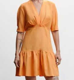 Ofertas de Vestido volante bajo MANGO