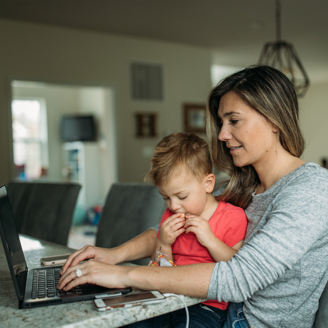 mother and child in flexible working