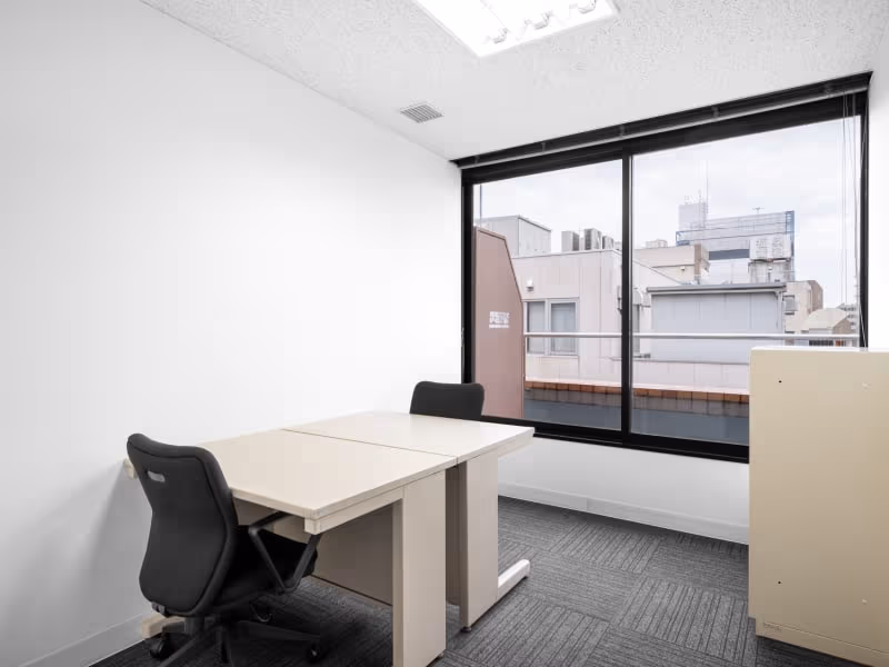 Sun Life Dai-3 Building - Image 1