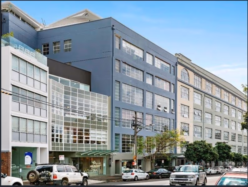 https://dr3h7ptpe31k5.cloudfront.net/Assets/images/2213/Conventional-Workspace-NSW-Darlinghurst-19A-Boundary-Street-543278.jpg