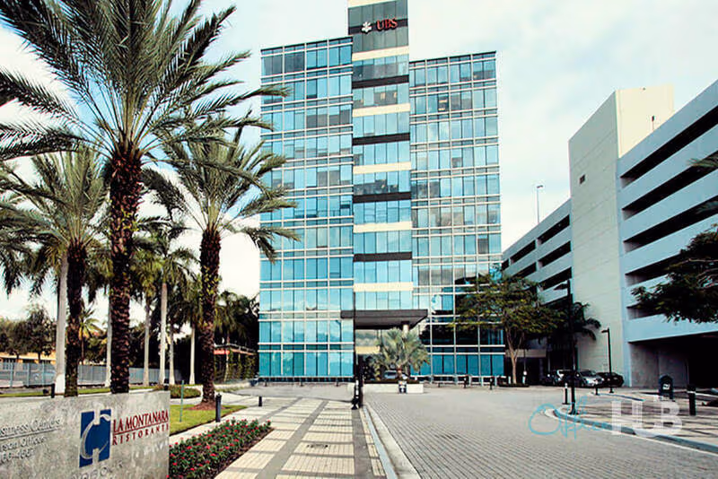 https://dr3h7ptpe31k5.cloudfront.net/Assets/images/2810/Conventional-Workspace-FL-Aventura-18851-NE-29th-Ave-770581.jpg