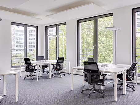 1 Commercial St, Truro - Image 1