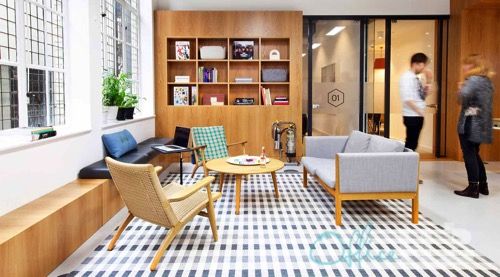 Crown at Robinson - Image 1