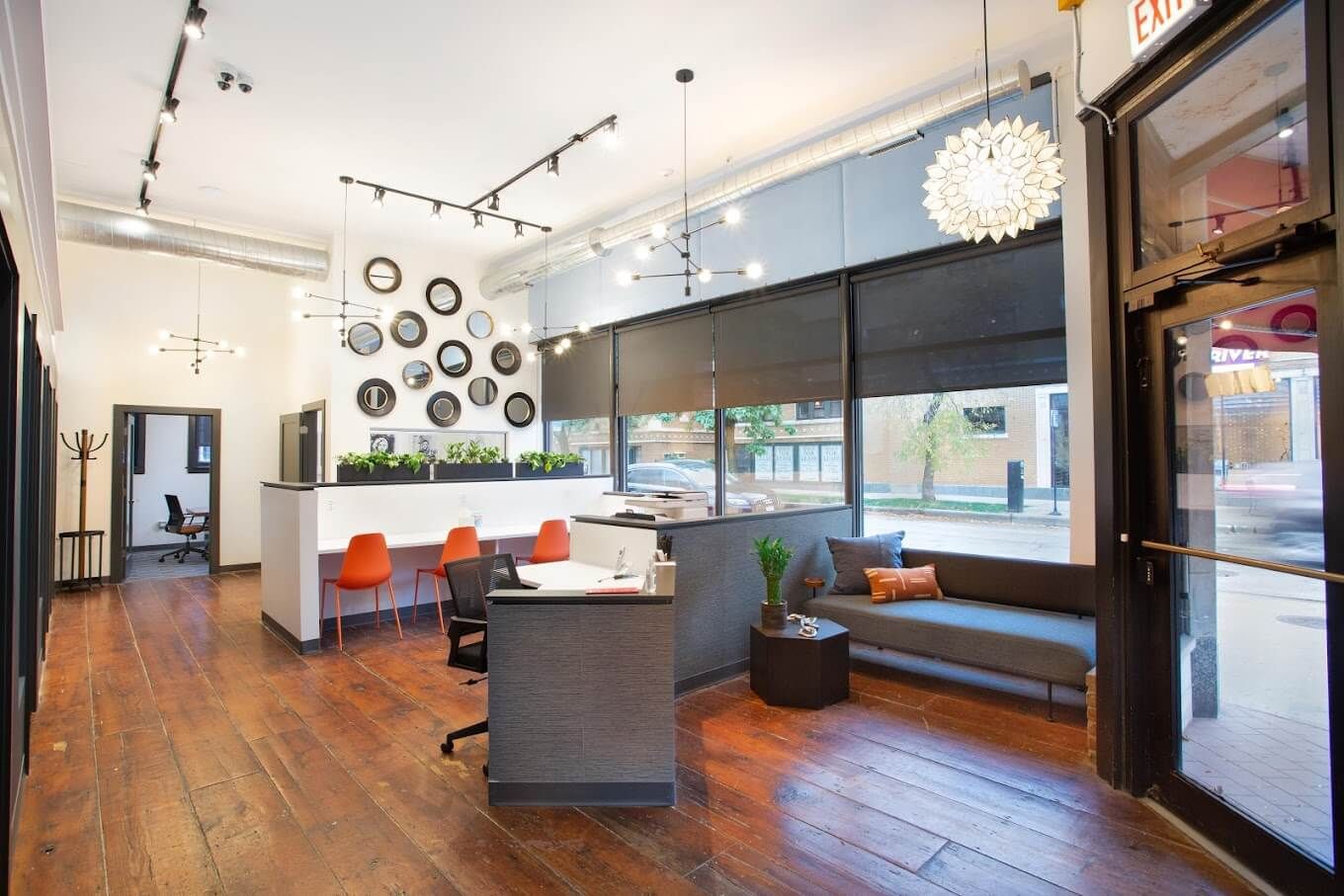 4631 N Lincoln Ave, Chicago - Image 1