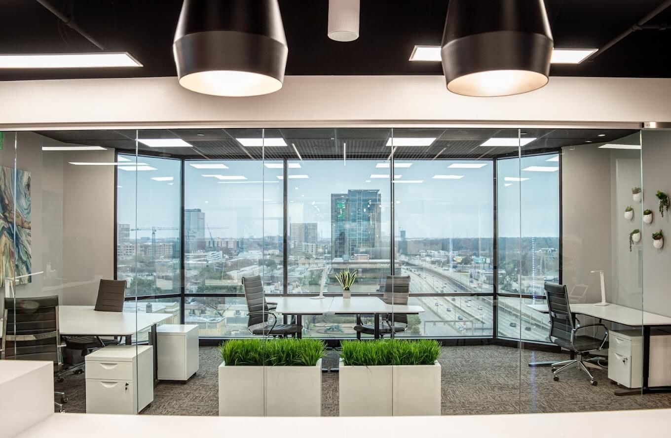 666 Walnut St, Des Moines - Image 1