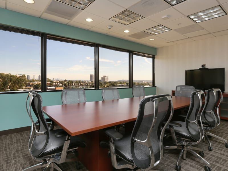 The Brentwood Wachovia Center - Image 1