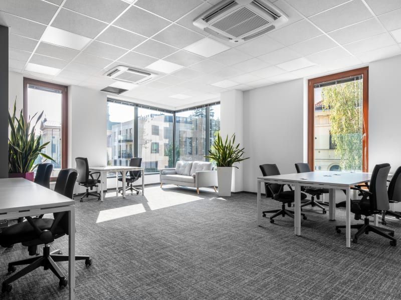 Solec Residence Biura - Image 1